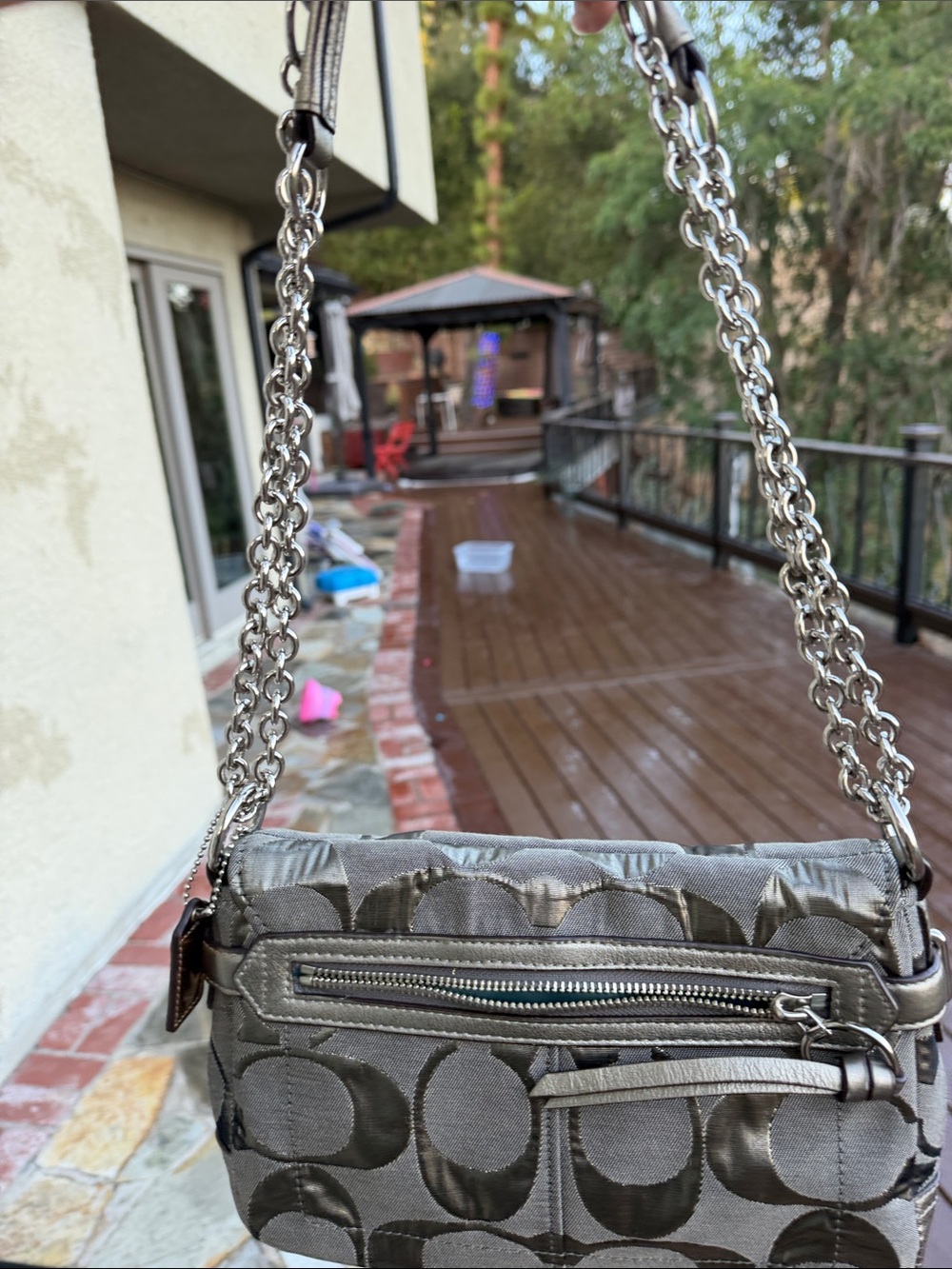Chain-Handle Shoulder Bag in Metallic Gray - Picture 2 of 14